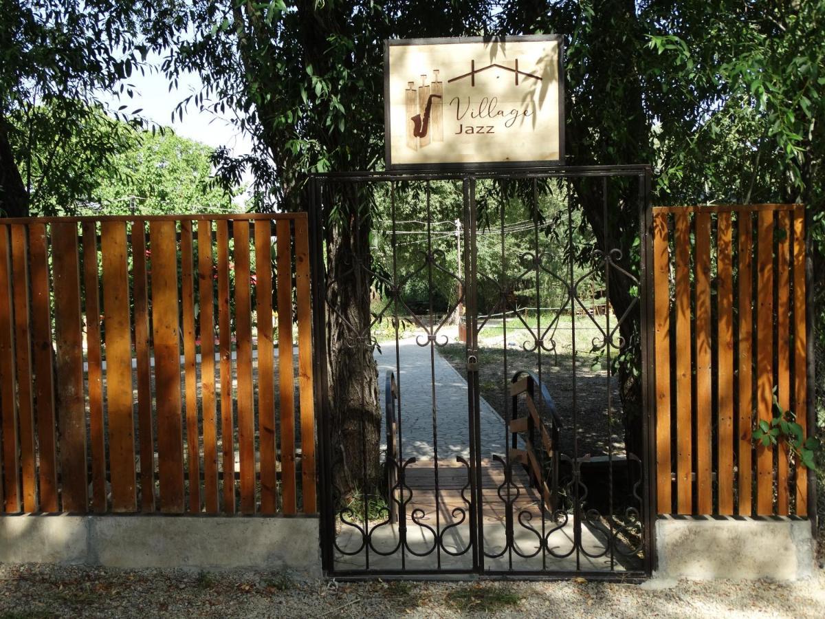 Village Jazz Urtsadzor Exterior foto