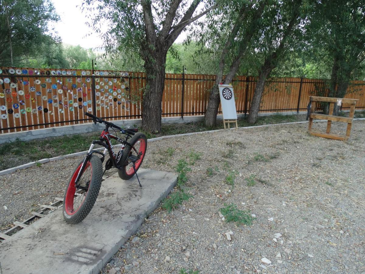 Village Jazz Urtsadzor Exterior foto